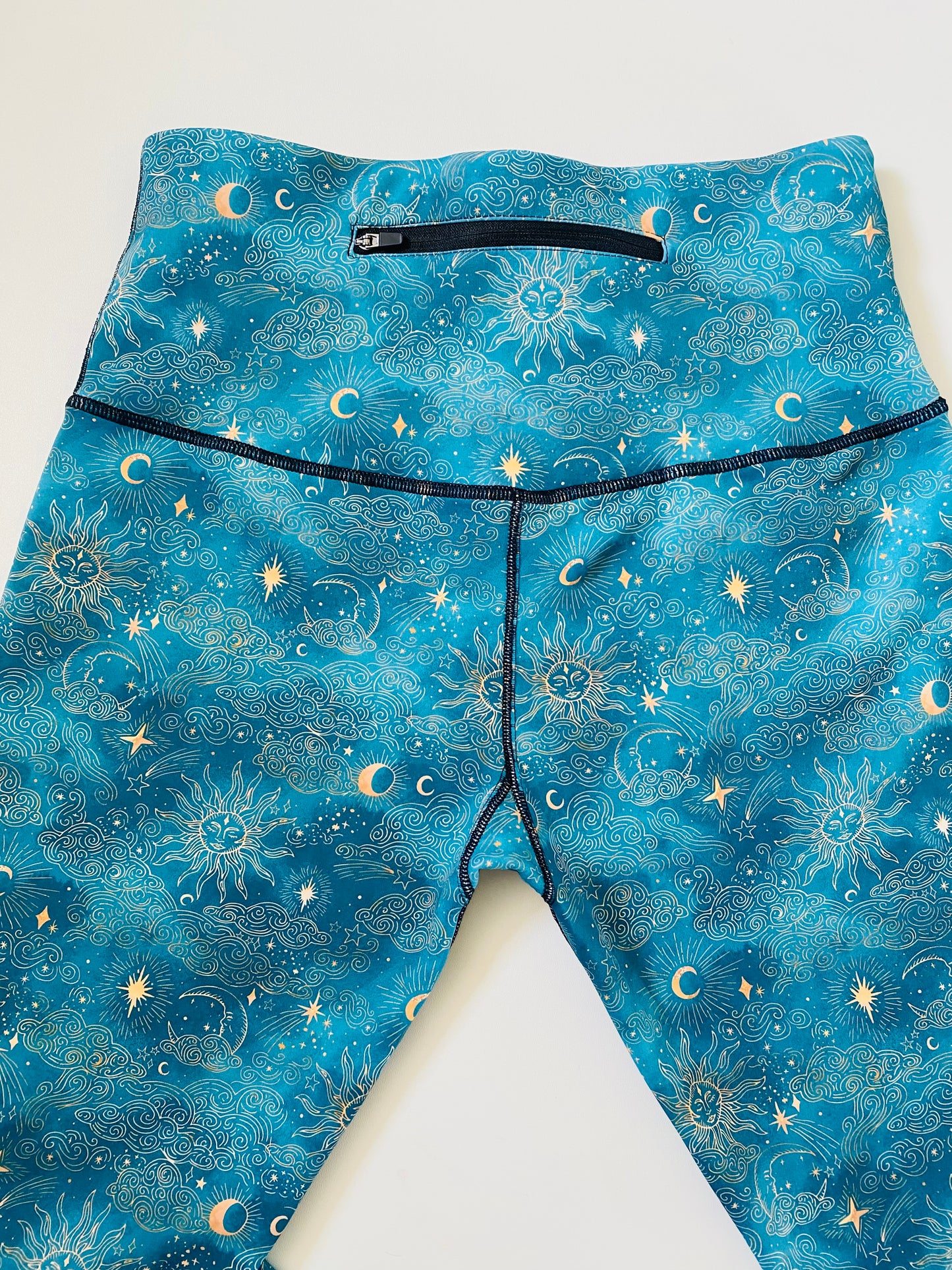 Adults Athletic Leggings - Mystic Skies - M (UK 12)