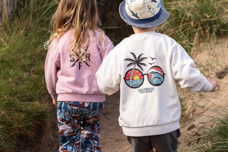 Sweatshirts & Hoodies